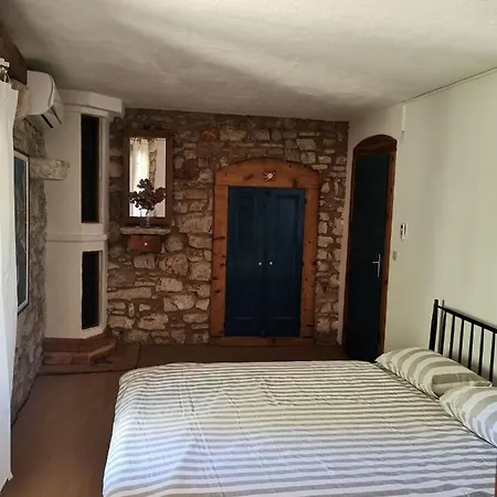 Guest house George's *