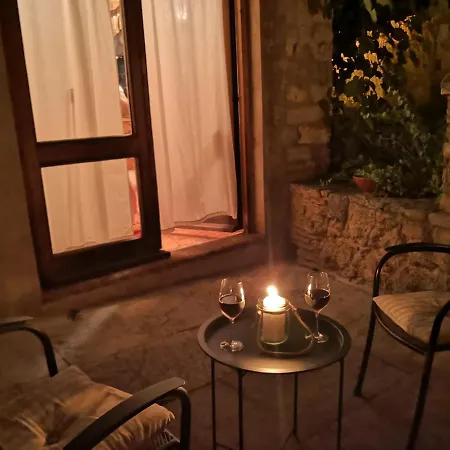 George's * Stari Grad (Hvar)