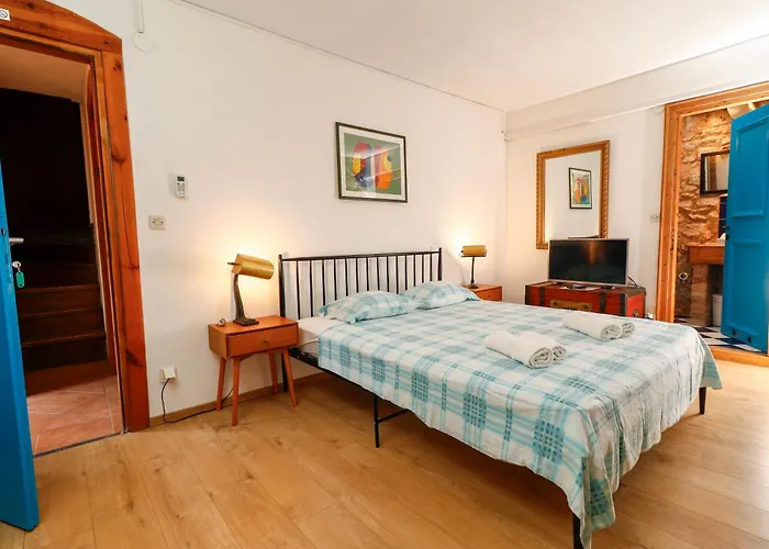 George's Stari Grad (Hvar)