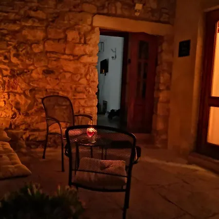 George's * Stari Grad (Hvar)
